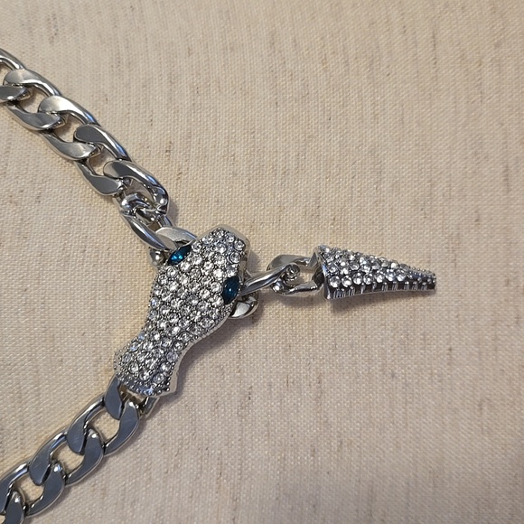 Stunning Art Deco Sparkly Snake Chain Crystal Necklace in Silver, NWT - Picture 6 of 7